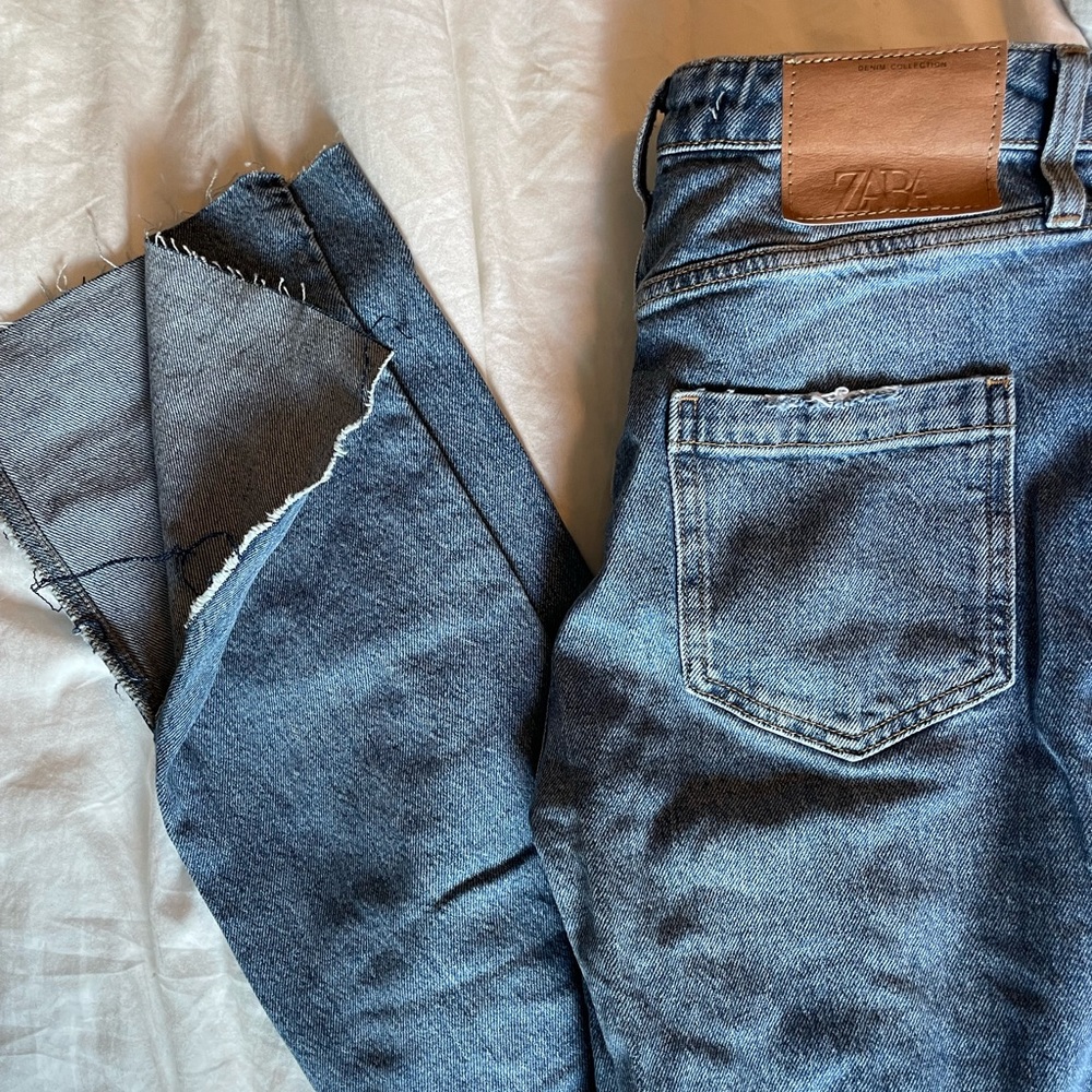 Zara straight leg split hem Jean